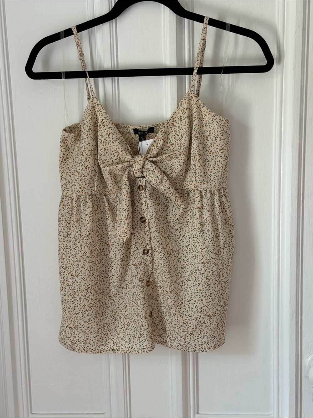 Women’s Paper Moon NWT Floral Tie Front Baby Doll Top Size Medium